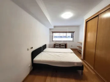 Apartamento T4 para Venda em Parque das Nações