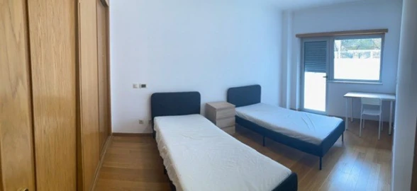Apartamento T4 para Venda em Parque das Nações