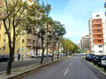 Apartamento T4 para Venda em Parque das Nações