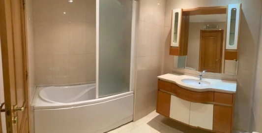 Apartamento T4 para Venda em Parque das Nações