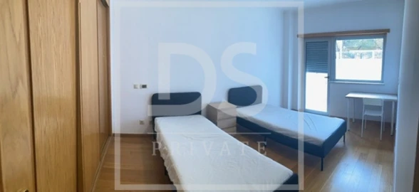 Apartamento T4 para Venda em Parque das Nações