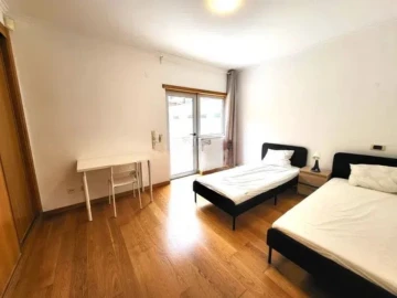Apartamento T4 para Venda em Parque das Nações