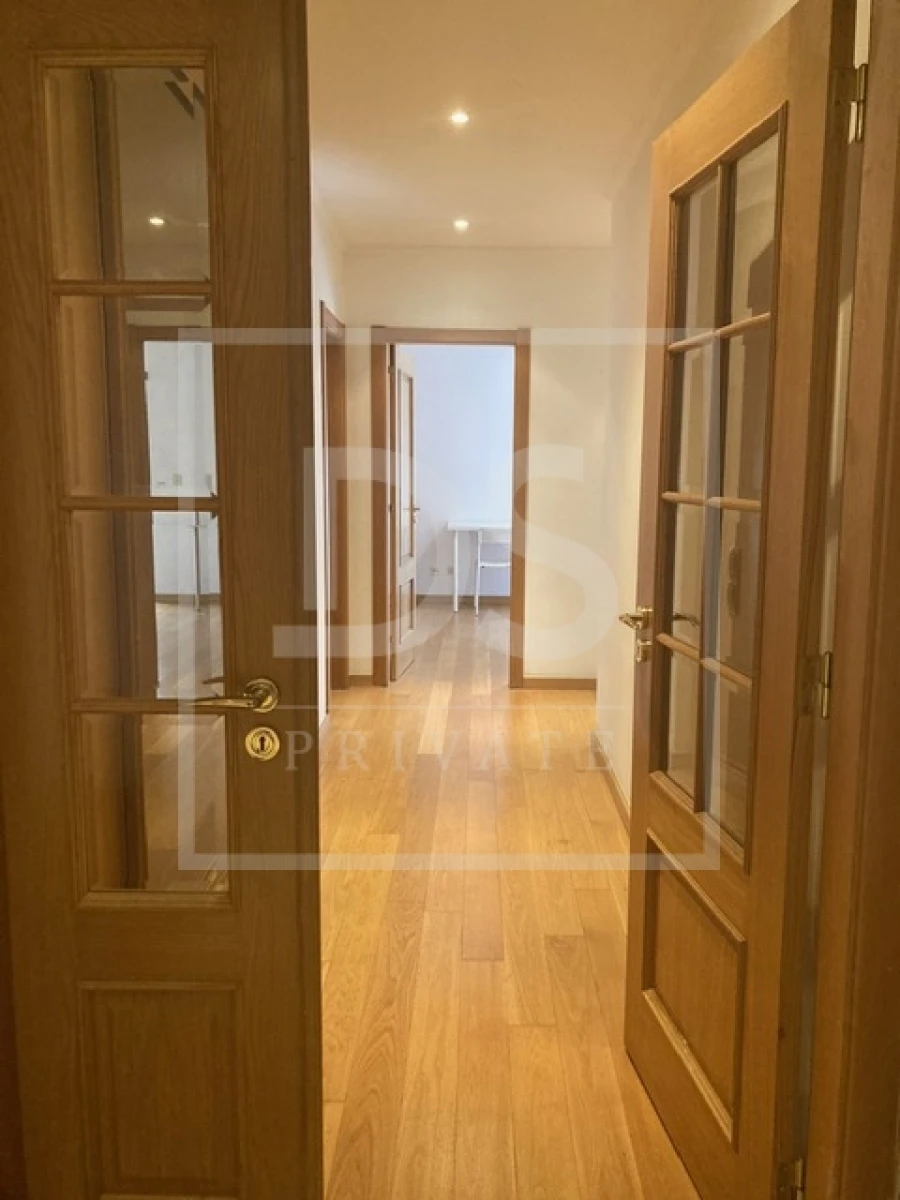Apartamento T4 para Venda em Parque das Nações Foto 8