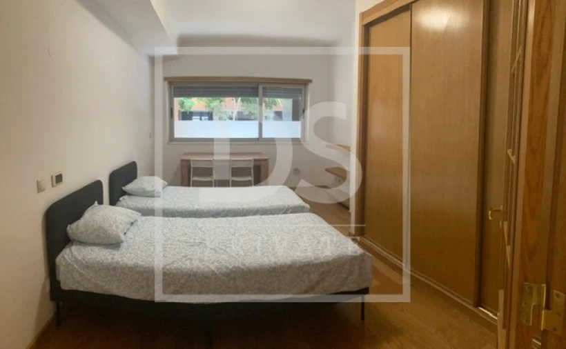 Apartamento T4 para Venda em Parque das Nações Foto 7