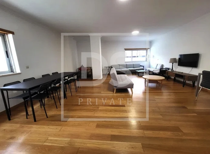 Apartamento T4 para Venda em Parque das Nações Foto 5