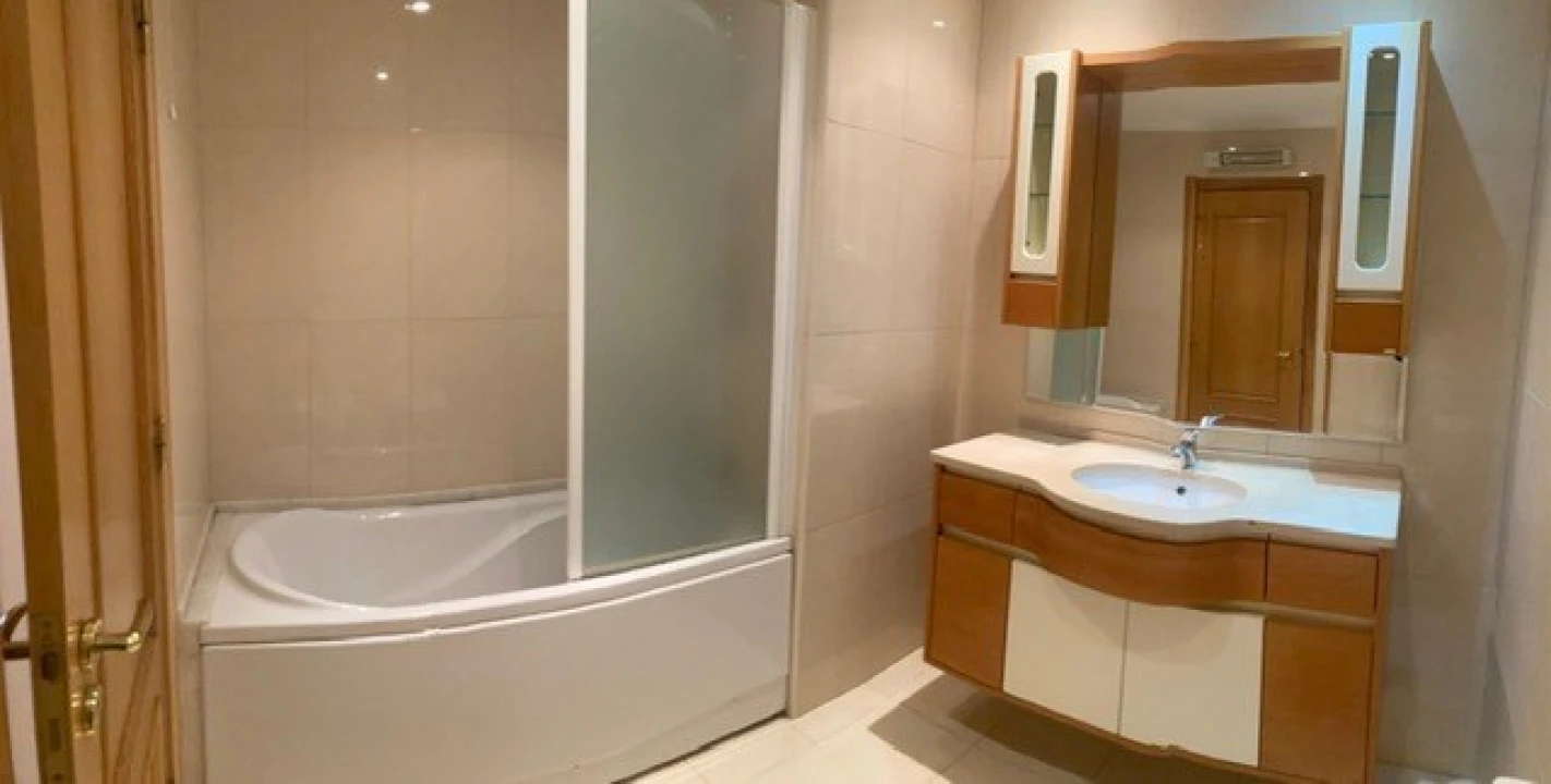 Apartamento T4 para Venda em Parque das Nações Foto 40