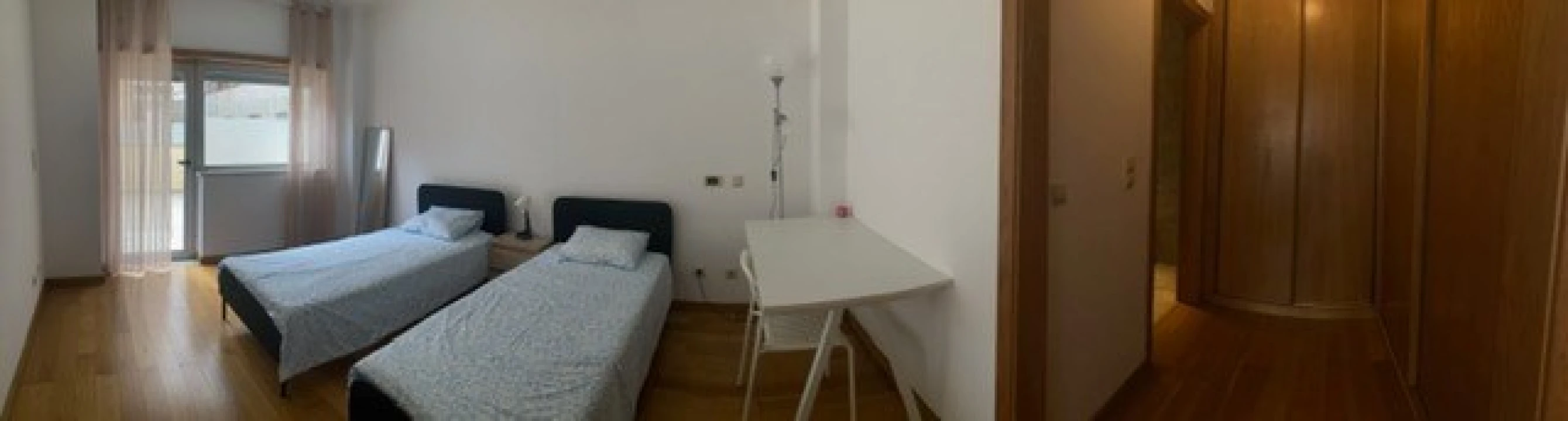 Apartamento T4 para Venda em Parque das Nações Foto 41