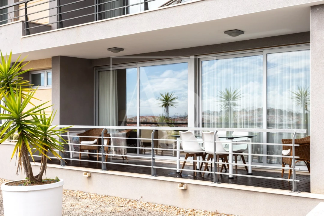 Apartamento T2 para Arrendamento em Alcabideche Foto 9