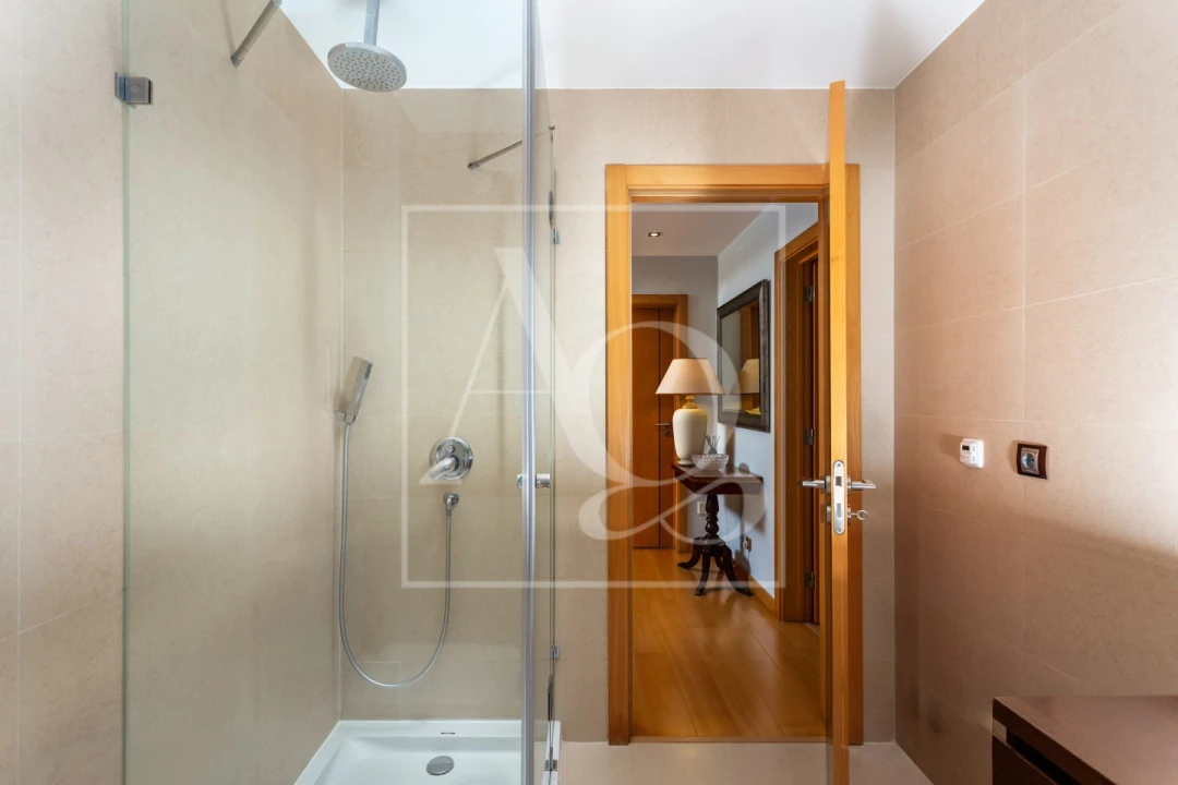 Apartamento T2 para Arrendamento em Alcabideche Foto 36