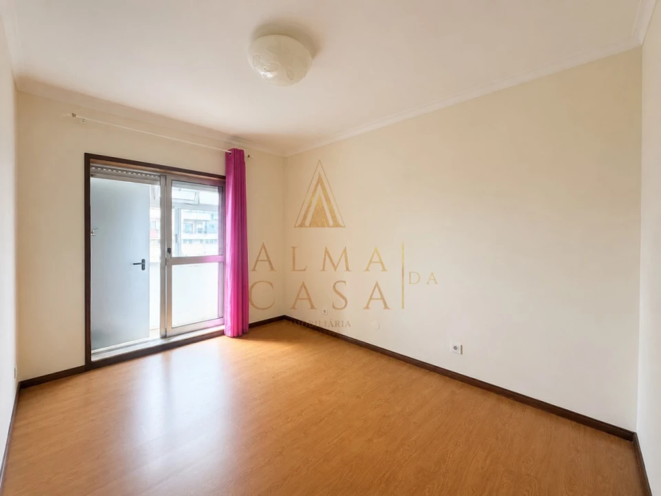 Apartamento T3 para Venda em Rio Tinto Foto 23