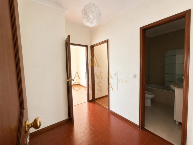 Apartamento T3 para Venda em Rio Tinto Foto 17