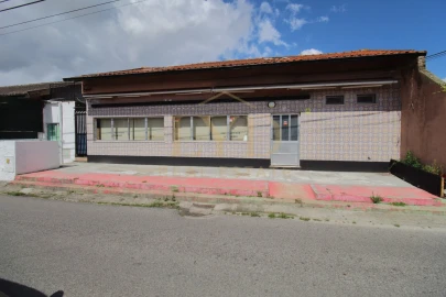 Negócio para Venda em Aradas