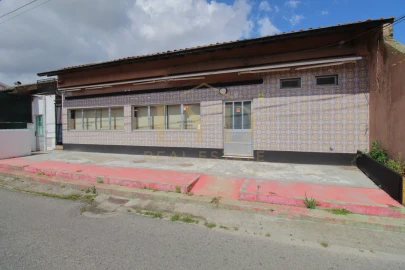 Negócio para Venda em Aradas
