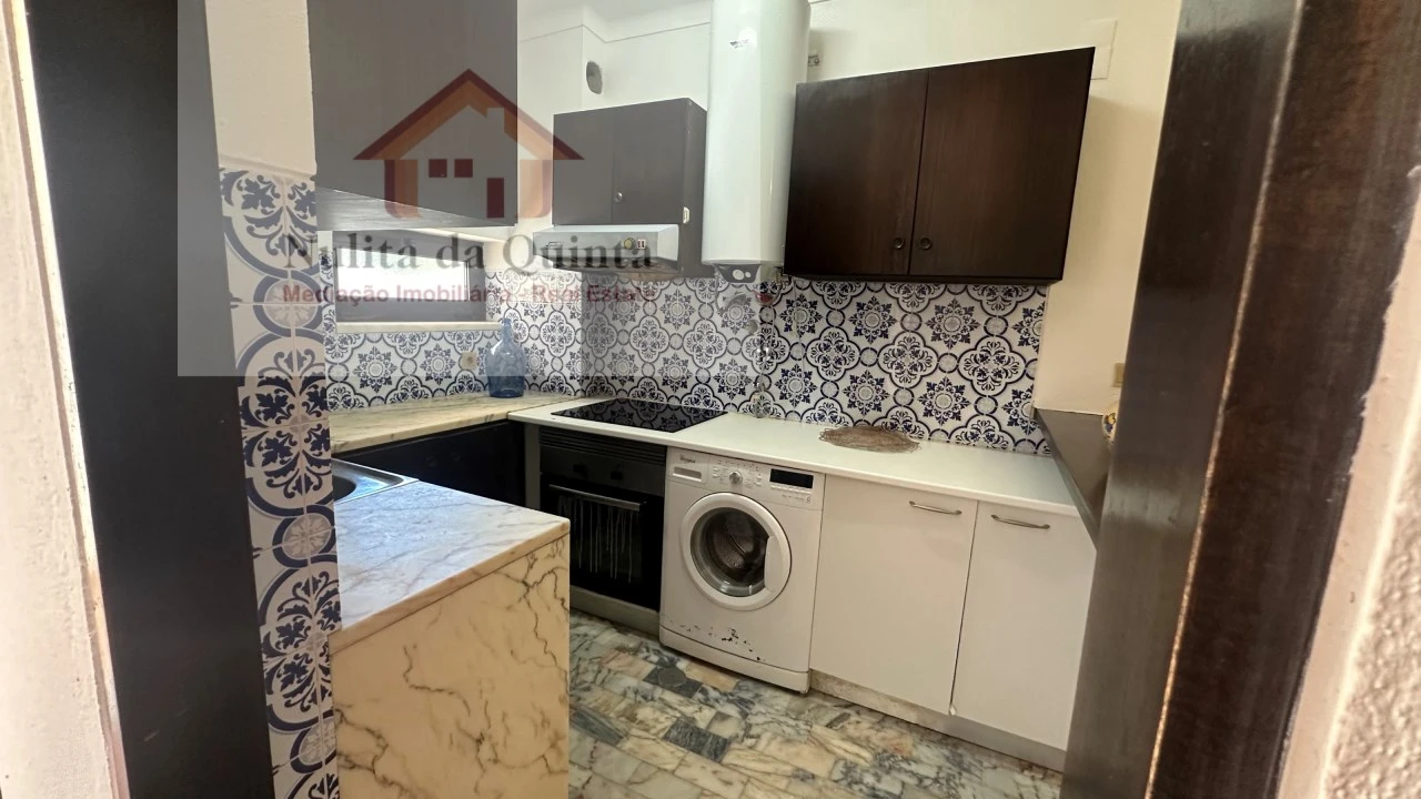 Apartamento T2 para Venda em Albufeira e Olhos de Água Foto 29