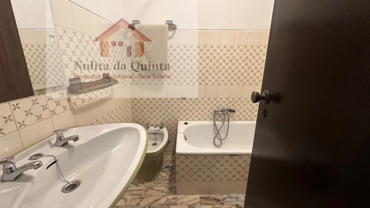 Apartamento T2 para Venda em Albufeira e Olhos de Água Foto 34