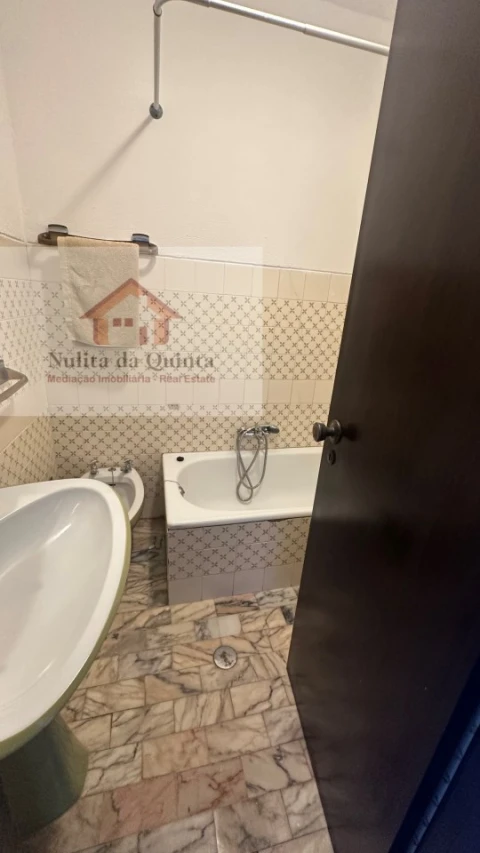 Apartamento T2 para Venda em Albufeira e Olhos de Água
