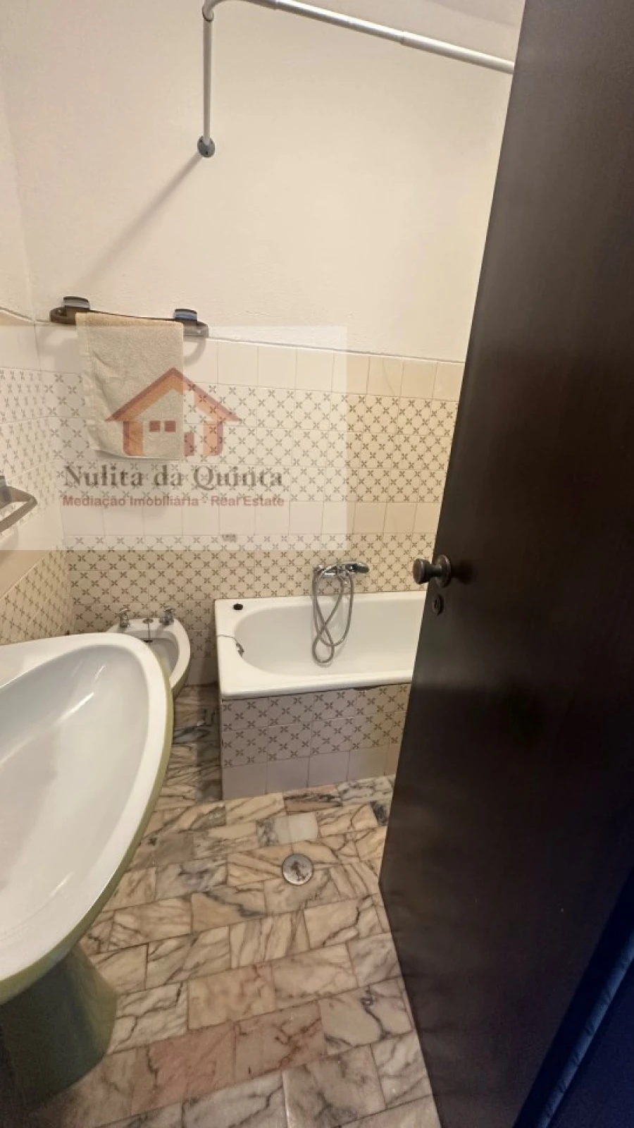 Apartamento T2 para Venda em Albufeira e Olhos de Água Foto 14