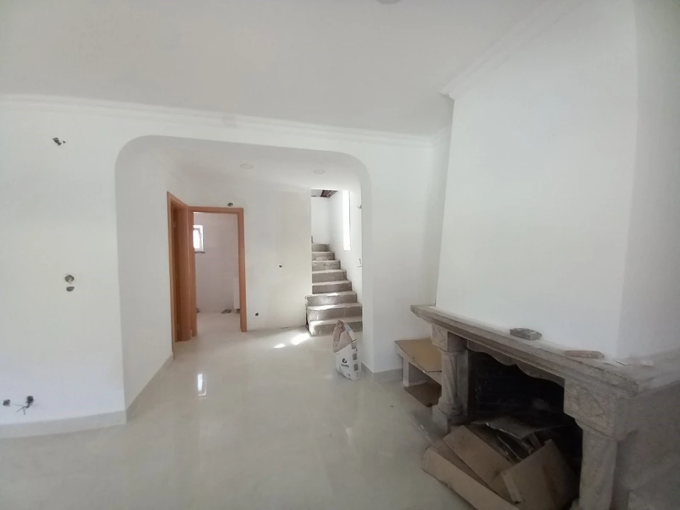 Moradia T5 para Venda em Amora Foto 9