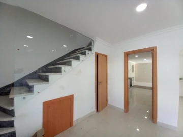 Moradia T3 para Venda em Carcavelos e Parede