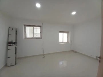 Moradia T3 para Venda em Carcavelos e Parede
