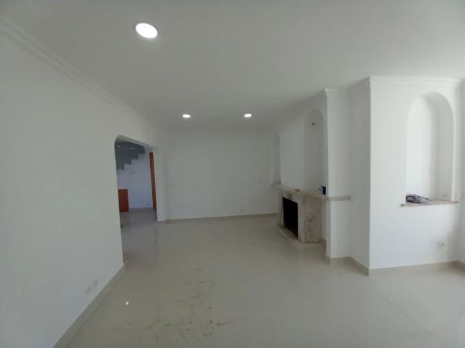 Moradia T3 para Venda em Carcavelos e Parede Foto 7