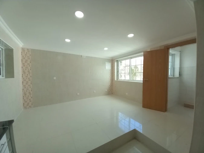 Moradia T3 para Venda em Carcavelos e Parede Foto 14
