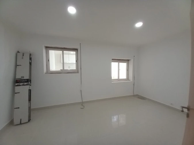 Moradia T3 para Venda em Carcavelos e Parede Foto 56