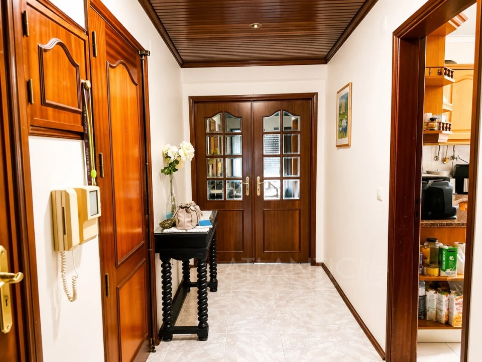 Apartamento T2 para Venda em Agualva e Mira-Sintra Foto 6