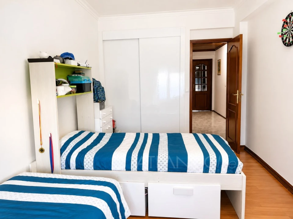 Apartamento T2 para Venda em Agualva e Mira-Sintra Foto 12