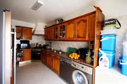 Apartamento T2 para Venda em Agualva e Mira-Sintra