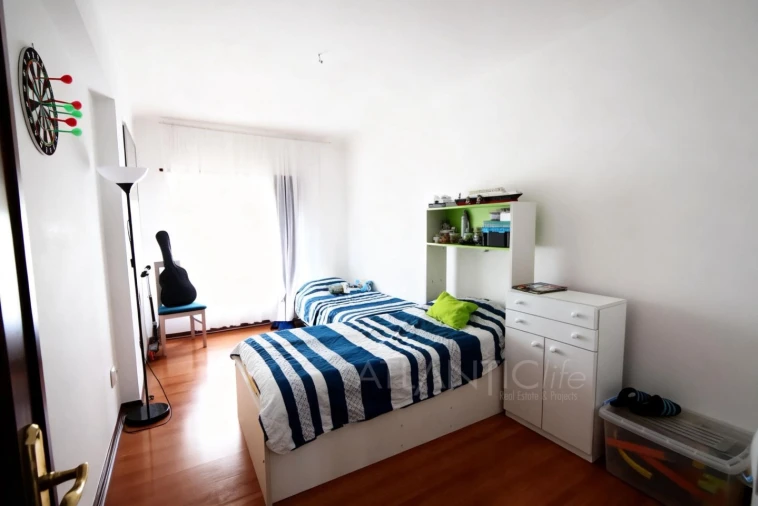 Apartamento T2 para Venda em Agualva e Mira-Sintra Foto 12