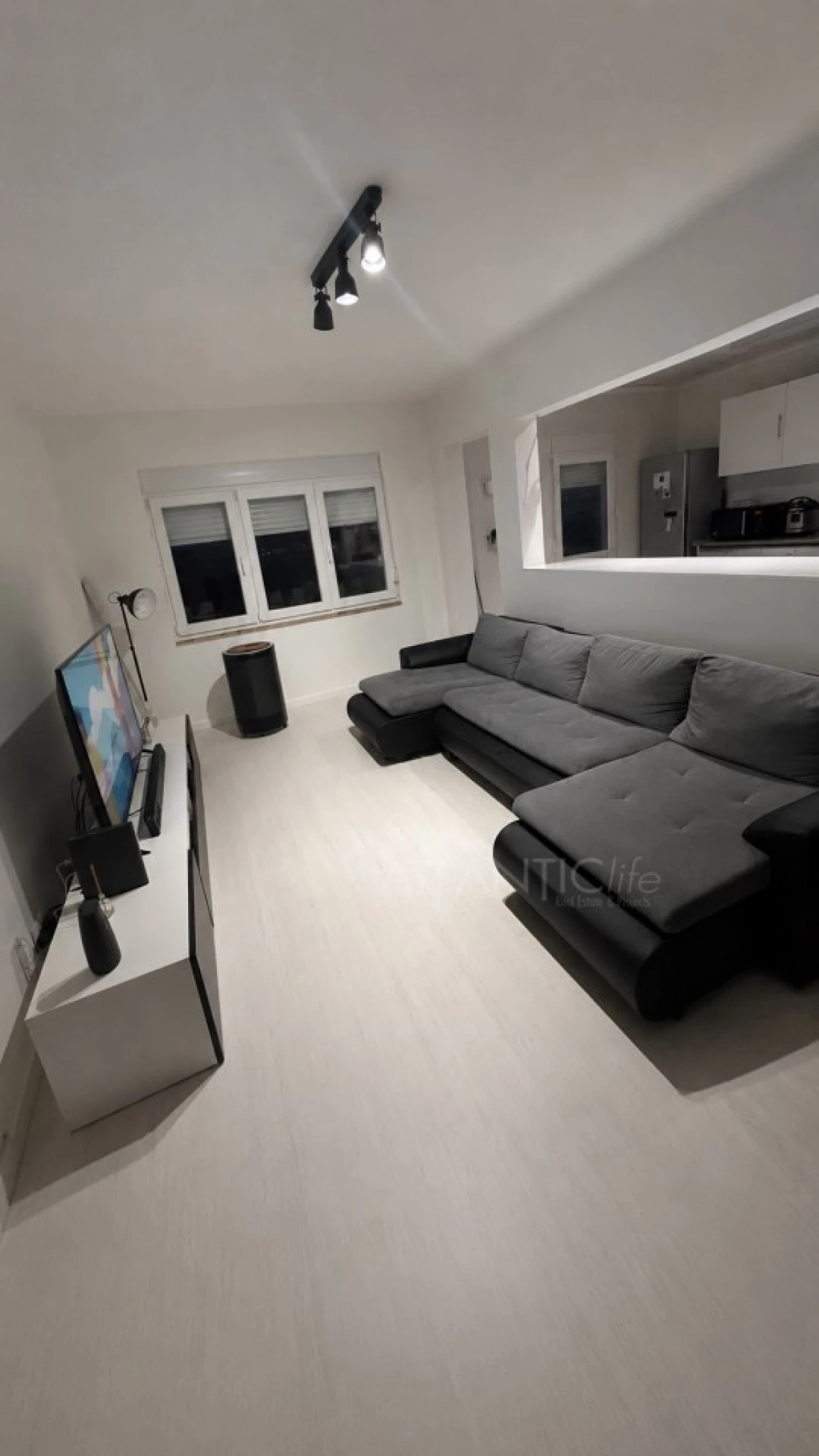 Apartamento T2 para Venda em Agualva e Mira-Sintra Foto 2