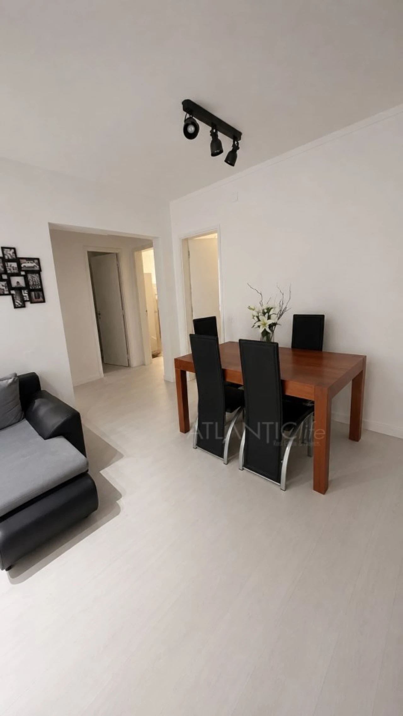 Apartamento T2 para Venda em Agualva e Mira-Sintra Foto 3