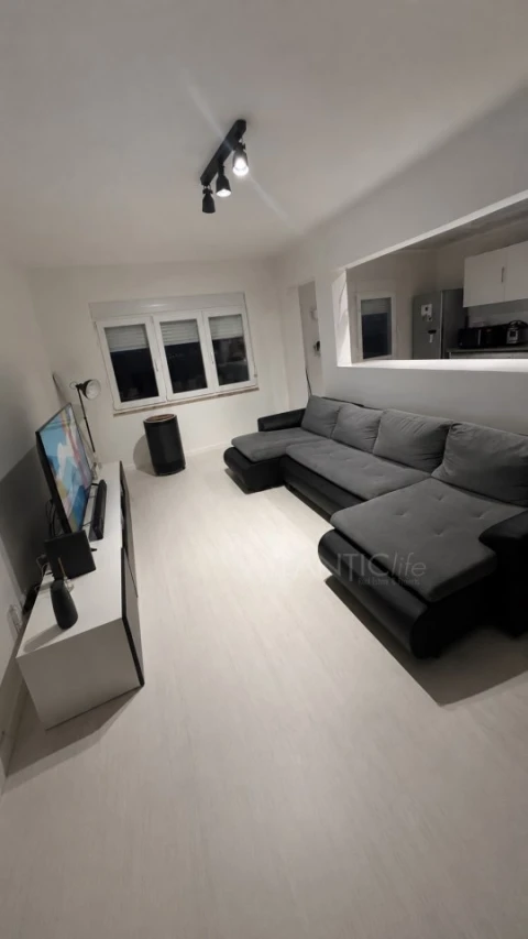 Apartamento T2 para Venda em Agualva e Mira-Sintra