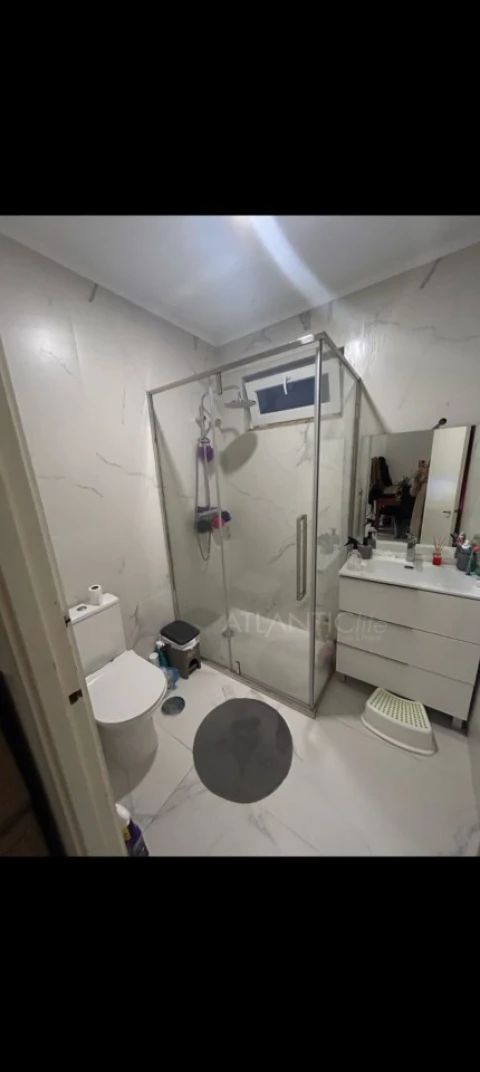 Apartamento T2 para Venda em Agualva e Mira-Sintra