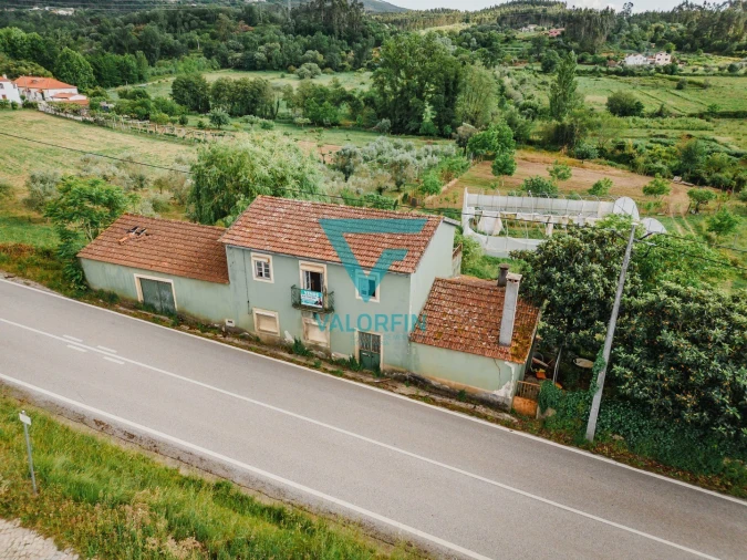 Moradia T3 para Venda em São Miguel, Santa Eufémia e Rabaçal Foto 2