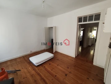 Apartamento T1 para Venda em Misericórdia