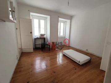 Apartamento T1 para Venda em Misericórdia