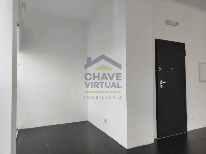 Loja para Arrendamento em Bombarral e Vale Covo Foto 7