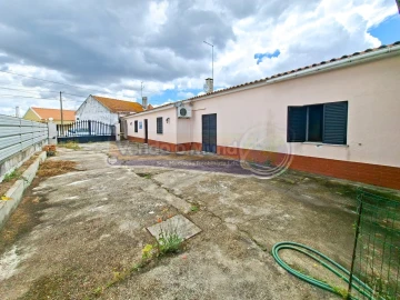 Moradia T3 para Venda em Marinhais