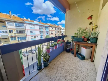 Apartamento T3 para Venda em Benavente