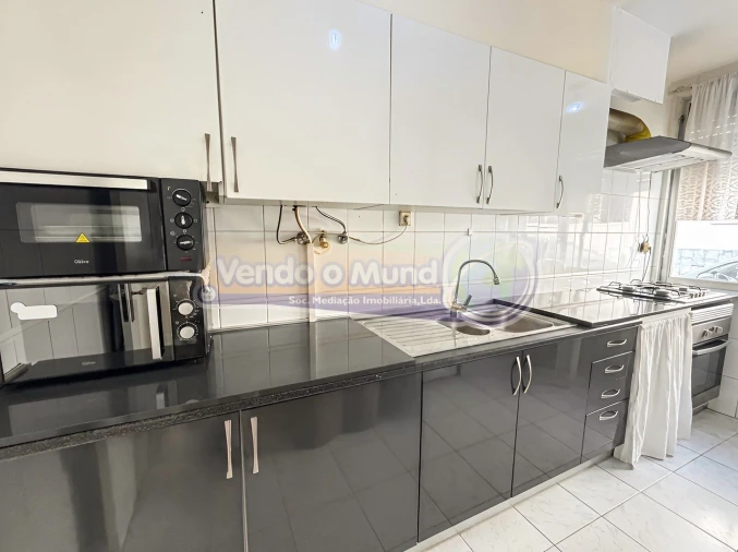 Apartamento T2 para Venda em Benavente Foto 2