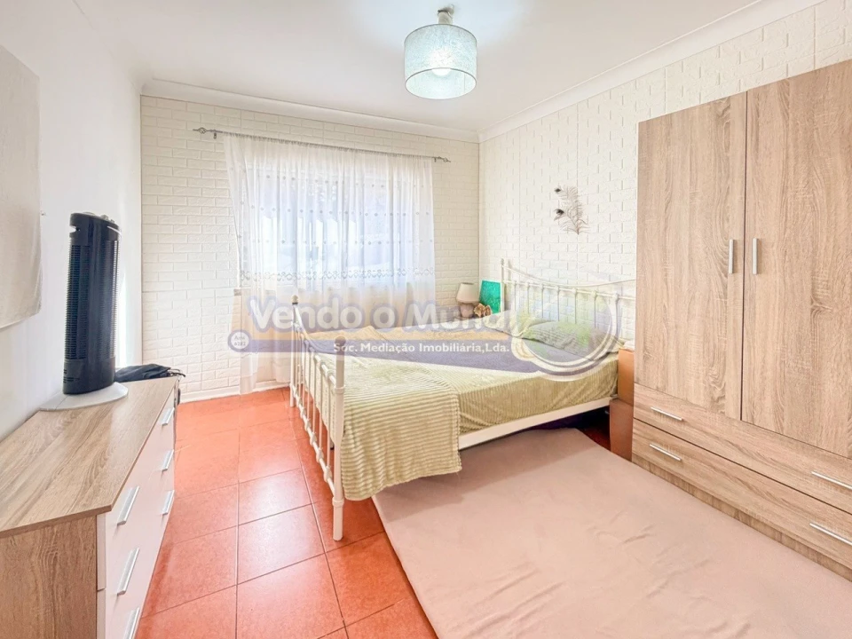 Apartamento T2 para Venda em Benavente Foto 10