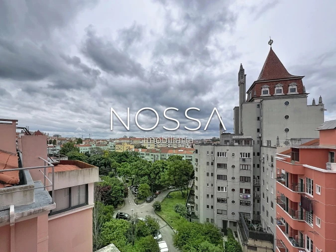 Apartamento T1 para Venda em Areeiro Foto 14
