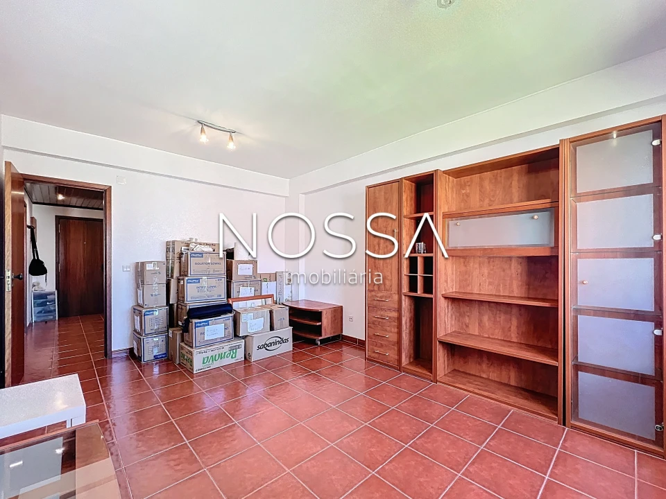 Apartamento T3 para Venda em Algueirão-Mem Martins Foto 17