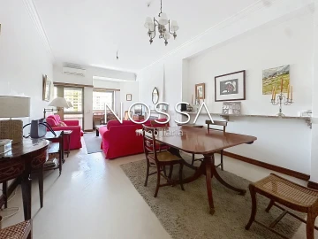 Apartamento T1 para Venda em Alvalade