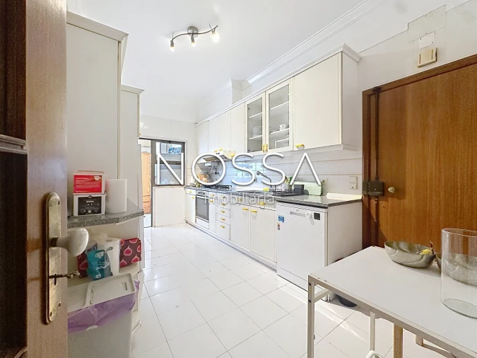 Apartamento T1 para Venda em Alvalade Foto 16