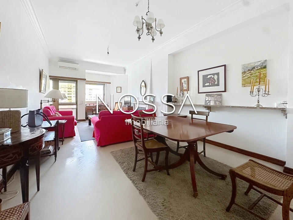 Apartamento T1 para Venda em Alvalade Foto 5