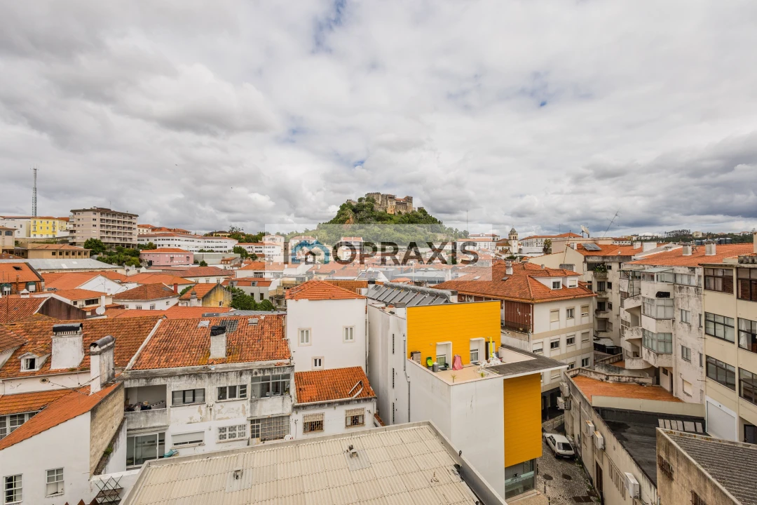 Apartamento T1 para Venda em Leiria, Pousos, Barreira e Cortes Foto 16