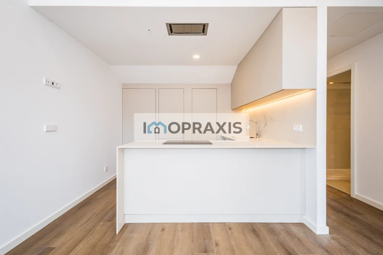 Apartamento T1 para Venda em Leiria, Pousos, Barreira e Cortes Foto 3